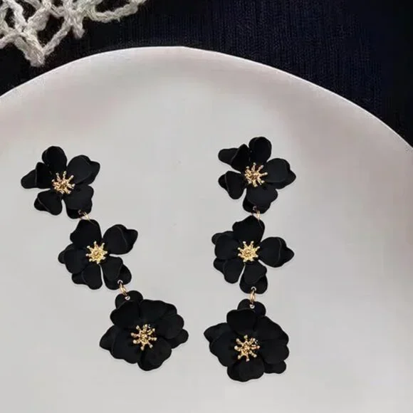 Boho Flower Dangle Earring - Picture 11 of 16